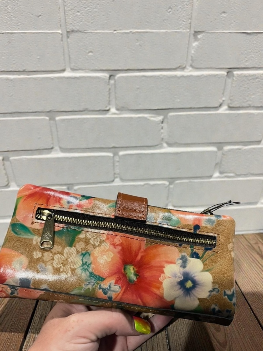 Patricia Nash Nazari Bifold Leather Wallet RFID Apricot Blossom NWT - Picture 5 of 8